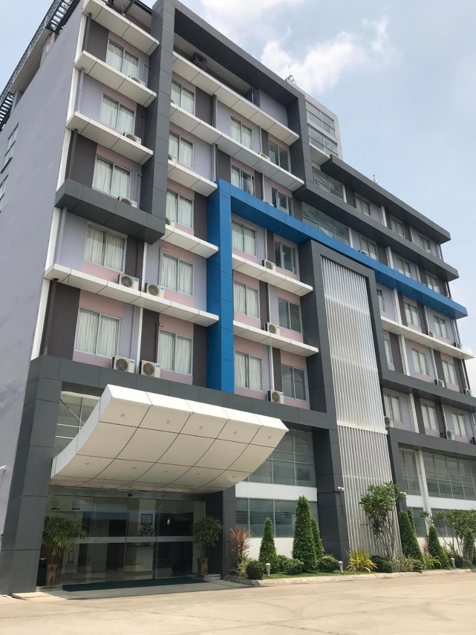 Hotel Broadway יאנגון מראה חיצוני תמונה