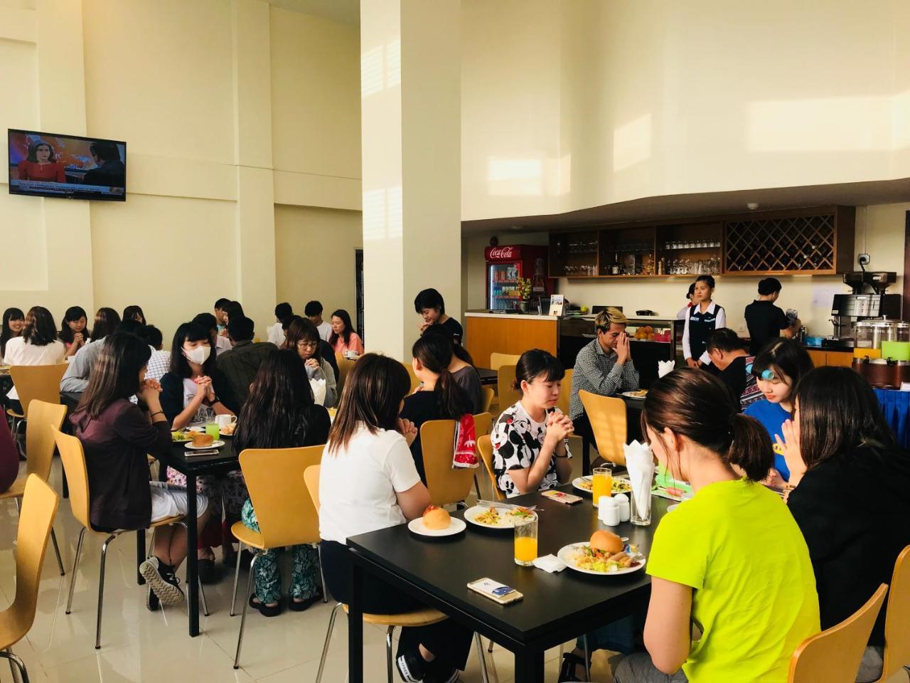 Hotel Broadway יאנגון מראה חיצוני תמונה