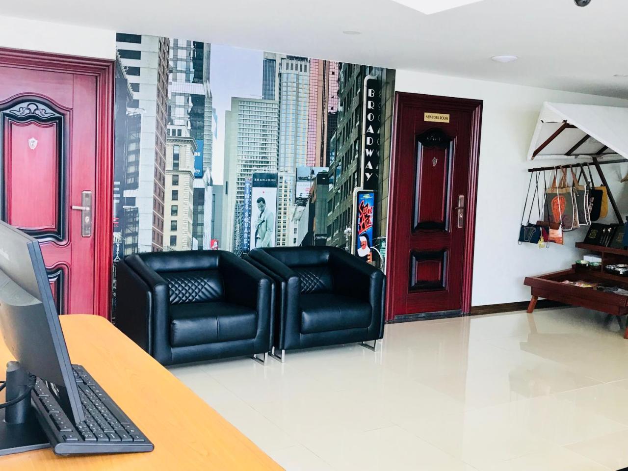 Hotel Broadway יאנגון מראה חיצוני תמונה