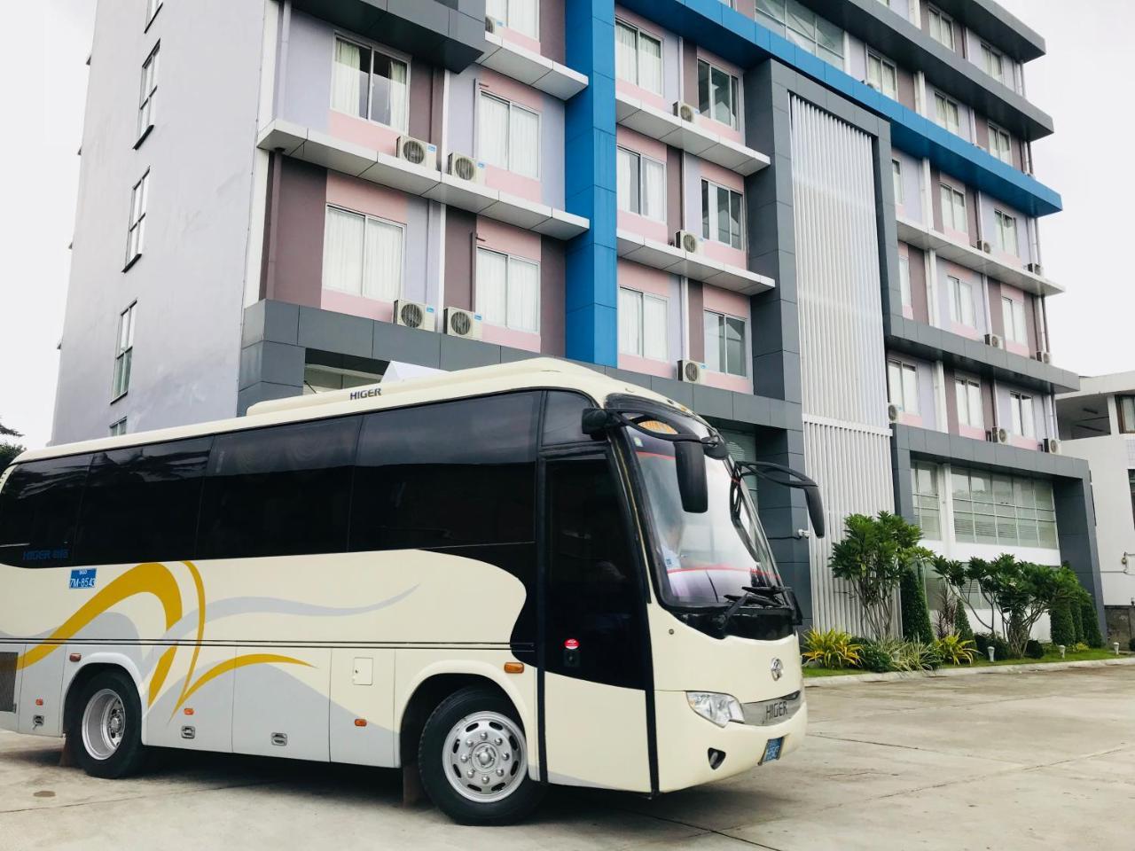Hotel Broadway יאנגון מראה חיצוני תמונה
