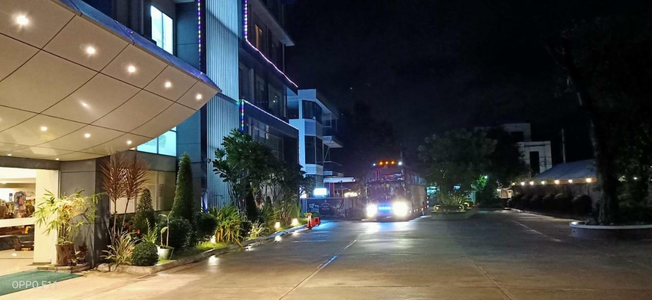 Hotel Broadway יאנגון מראה חיצוני תמונה