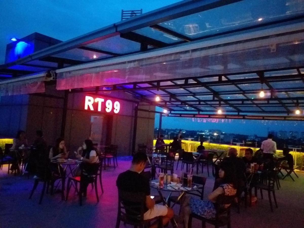 Hotel Broadway יאנגון מראה חיצוני תמונה